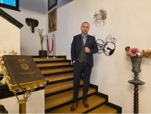 Eduard Petrescu, steagurile direcționale