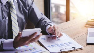 Accesează un imprumut fara Birou de Credit cu The Money Advisor și învață cum să depășești barierele financiare